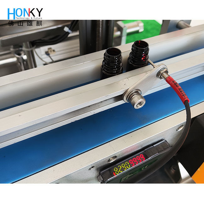 Machine de remplissage de crème liquide de bureau avec pompe en céramique pour 20-30 PCS/MIN et précision de remplissage ±1%