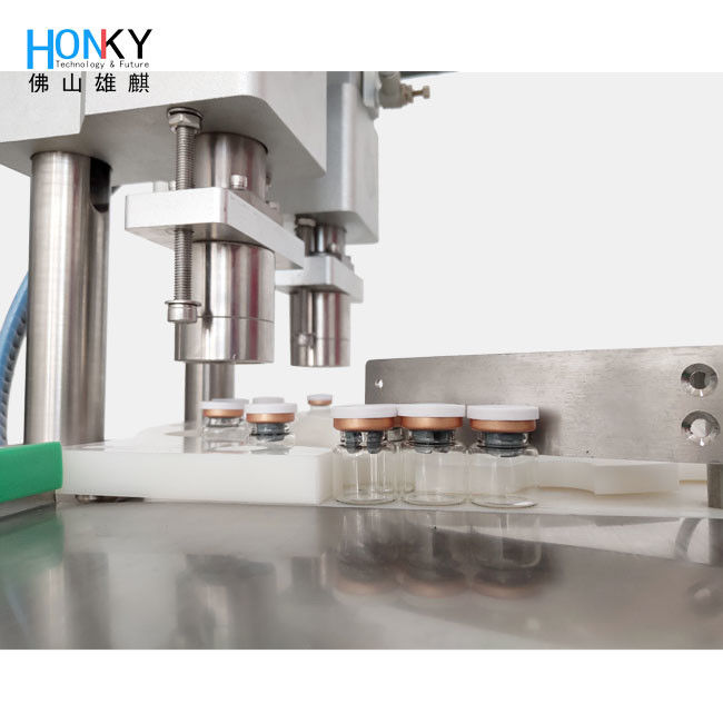 Machine automatique de fermeture du flacon à double tête et 3600 BPH pour le scellement du flacon en verre