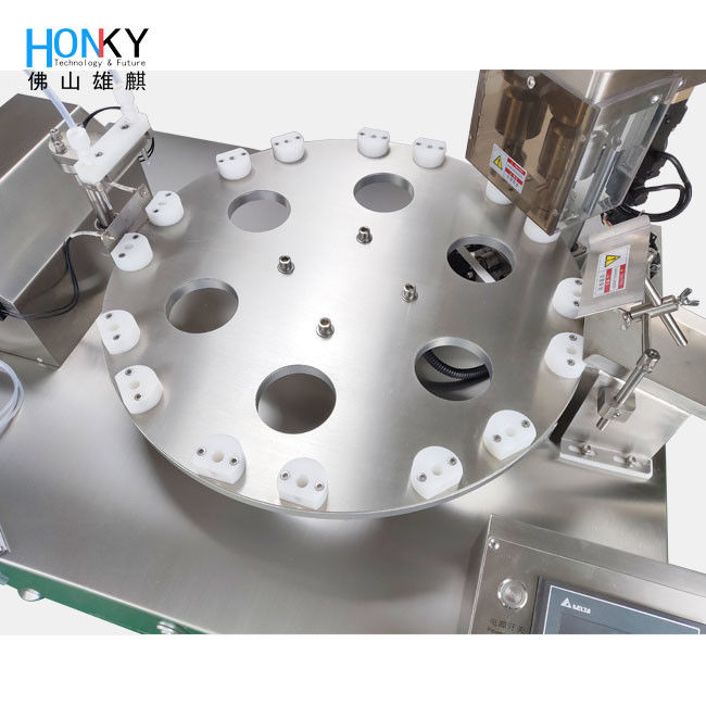 Machine de remplissage automatique de bureau avec servo-moteur de remplissage de 2 ml et pompe en céramique de haute précision pour emballage de réactifs biologiques